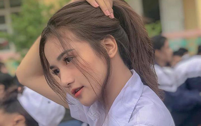 Nữ sinh Hà Nam được mệnh danh 'thiên thần đồng phục' tiếp tục làm 'dậy sóng' truyền thông nước bạn Ảnh 2