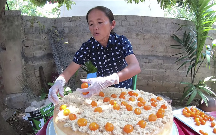 5 món ăn tai tiếng khiến Bà Tân Vlog lao đao, mất không ít sub Ảnh 2