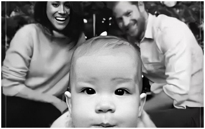 Công bố thiệp mừng Giáng sinh, Hoàng tử Harry và Meghan lại bị chỉ trích vì bỏ bê gia đình Ảnh 2