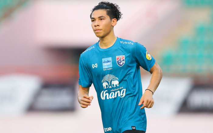 Ben Davis: Tiền đạo mang đẳng cấp Ngoại hạng Anh của U23 Thái Lan Ảnh 2