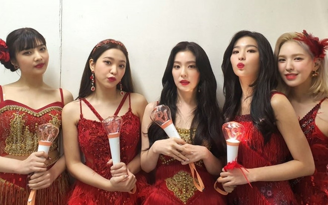 SM đăng thông báo đầu tiên về lịch trình tương lai cho Red Velvet sau chấn thương của Wendy Ảnh 2