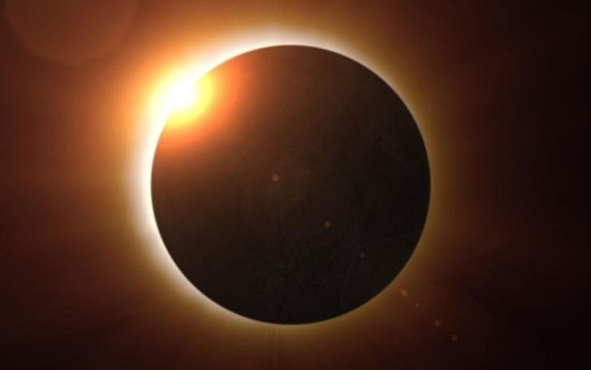 Nhật thực xảy ra vào trưa nay có gì đặc biệt? Ảnh 2