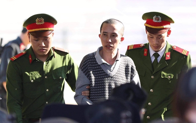 Xét xử vụ nữ sinh giao gà bị sát hại: Bùi Văn Công lì lợm kêu oan, nói có người để vết máu nạn nhân lên ô tô đẩy mình vào tù Ảnh 2