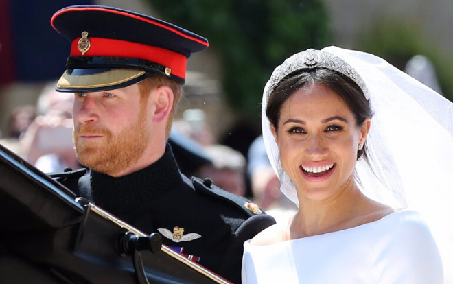 Tại sao Meghan Markle không được đeo vương miện như chị dâu Kate và nữ hoàng Elizabeth? Ảnh 2