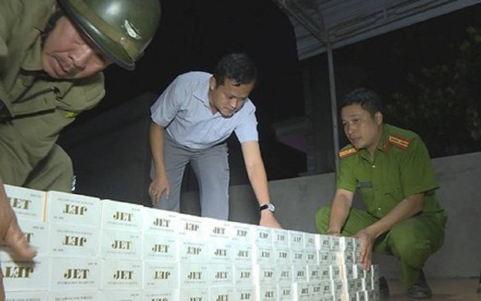 Phát hiện hàng ngàn gói thuốc lá lậu tại nhà riêng của một phụ nữ ở Đak Lak Ảnh 2