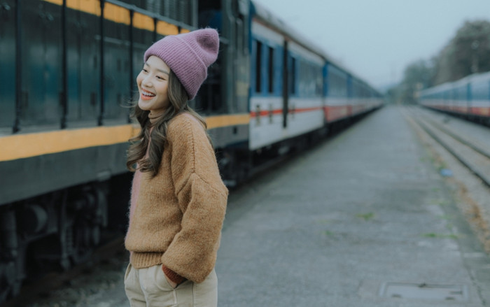 Khả Ngân chính thức khoe giọng hát 4 năm rèn giũa trong teaser MV ca khúc của Phan Mạnh Quỳnh Ảnh 2