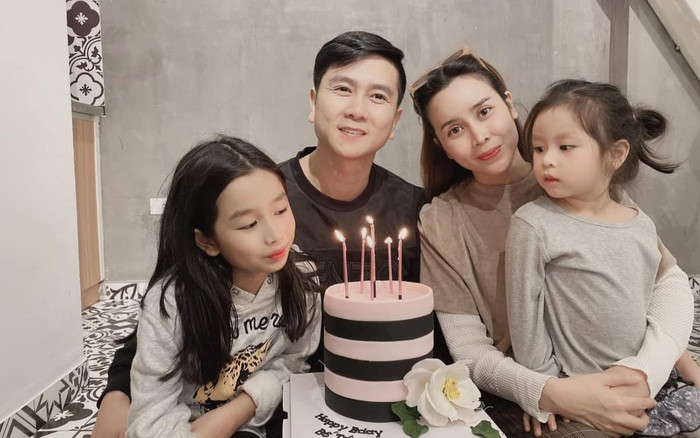 Lưu Hương Giang chia sẻ ảnh cả nhà quây quần bên nhau hạnh phúc mừng sinh nhật Hồ Hoài Anh Ảnh 2