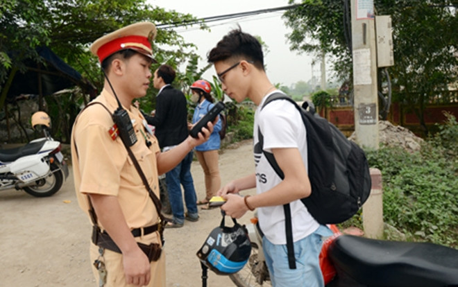 Từ 1/1/2020, uống rượu dù chạy xe đạp vẫn bị phạt từ 400-600 ngàn đồng Ảnh 2