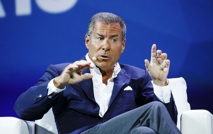 Apple ‘chiêu mộ’ cựu CEO HBO sản xuất nội dung cho Apple TV+ Ảnh 2