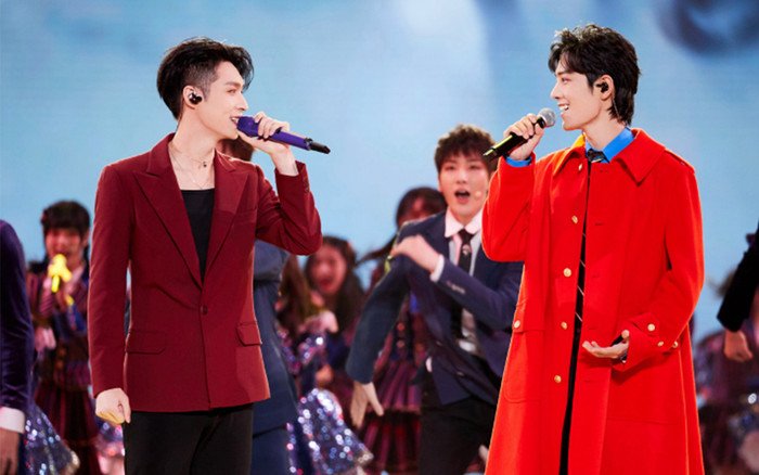 Tiêu Chiến bị nghi ngờ khai gian chiều cao khi đứng ngang bằng với Trương Nghệ Hưng? Ảnh 2