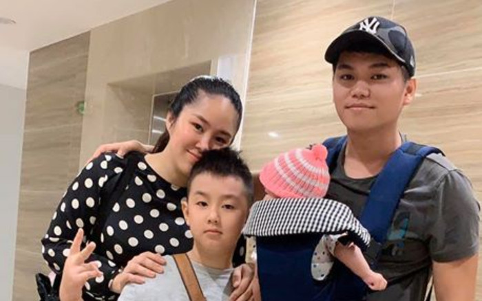 Lê Phương hiếm hoi khoe ảnh cả gia đình 'Pháo Bông' bốn người hạnh phúc Ảnh 2