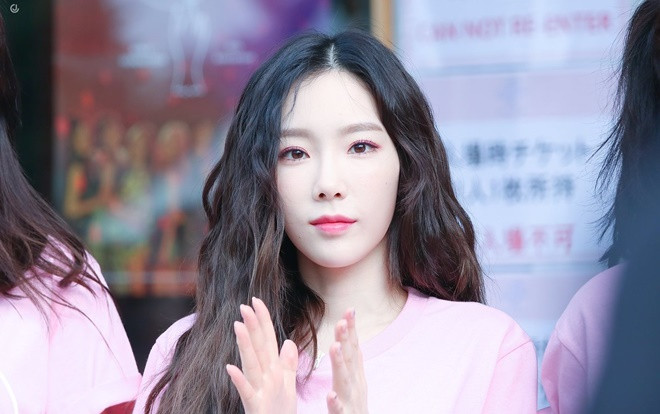 Taeyeon (SNSD) lộ dấu hiệu trầm cảm đáng lo sau khi Sulli và Goo Hara tự tử Ảnh 2