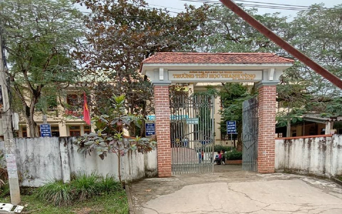 Nữ sinh lớp 4 ở nhà vệ sinh nhiều tiếng đồng hồ, phụ huynh tưởng bắt cóc Ảnh 2