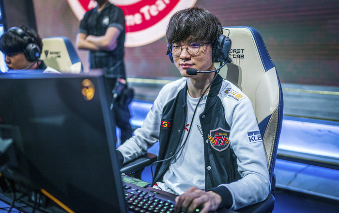 Nhận lương cứng 64 tỷ đồng, game thủ nổi tiếng Hàn Quốc Faker chỉ tiêu 4 triệu/tháng Ảnh 2
