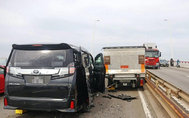 Nhảy xuống đẩy xe chết máy trên cầu, chàng trai Việt bị húc chết ở Macau Ảnh 2