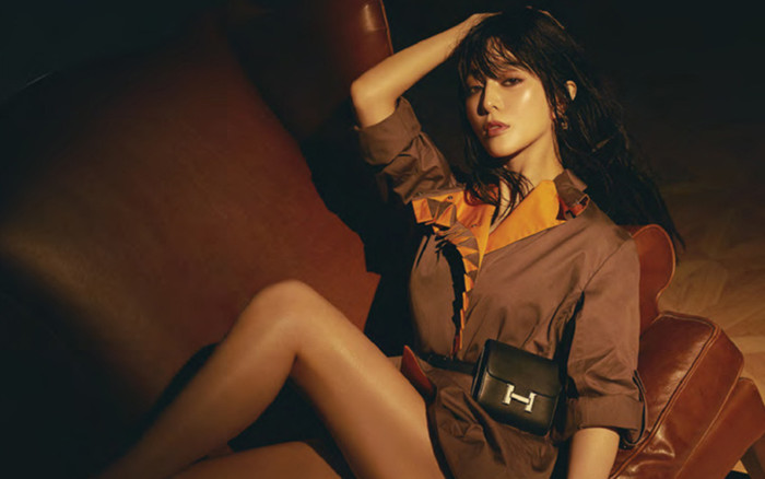 Phạm Băng Băng trẻ trung, quyến rũ trên tạp chí nổi tiếng, danh giá của Mỹ Ảnh 2