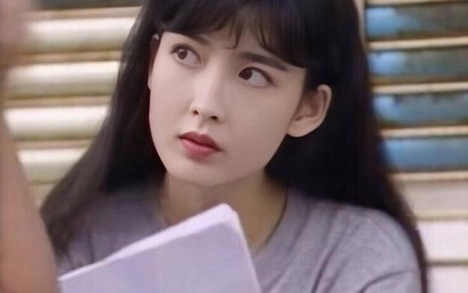 Bị dân mạng Trung nói sai tuổi, Châu Huệ Mẫn trực tiếp đăng ảnh năm 24 tuổi xinh đẹp để 'dằn mặt' Ảnh 2