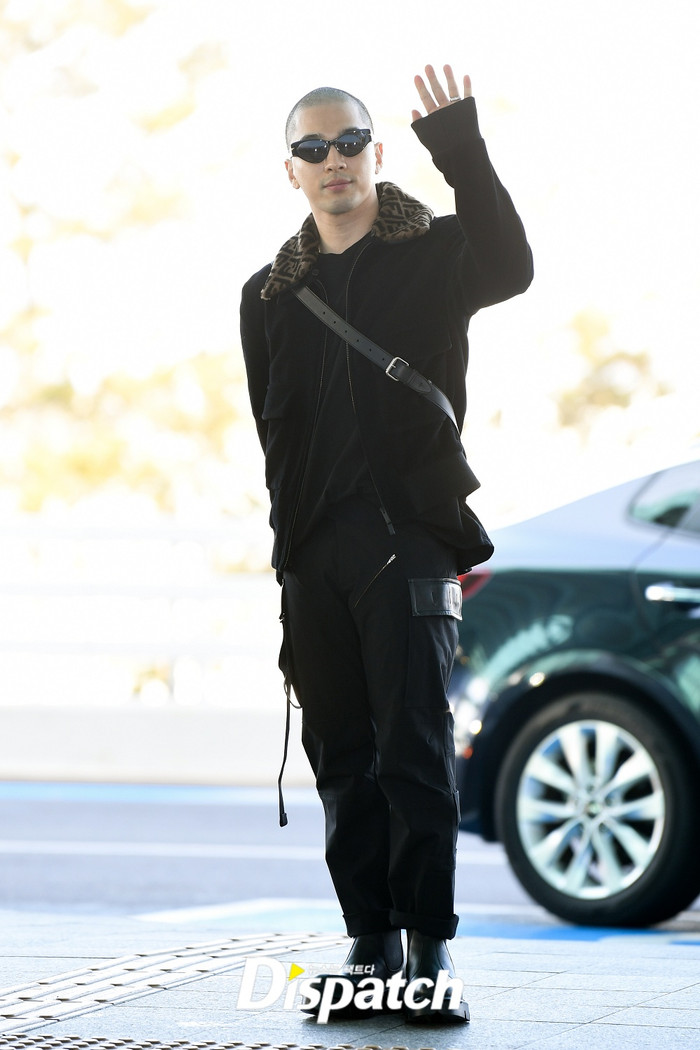 Changmin (DBSK) lộ diện sau tin hẹn hò, Super Junior - Taeyang và Cha Eun Woo gây sốt tại sân bay