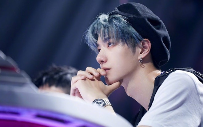 Hình ảnh thuở nhỏ của Vương Nhất Bác được cư dân mạng đào lại: Thì ra niềm đam mê mô tô đã có từ bé Ảnh 2