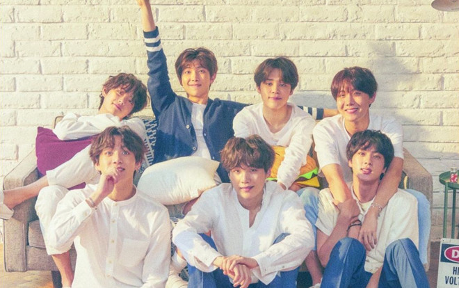 'Love Yourself: Tear' trở thành album thứ 3 của BTS đạt chứng nhận Silver tại Anh Ảnh 2