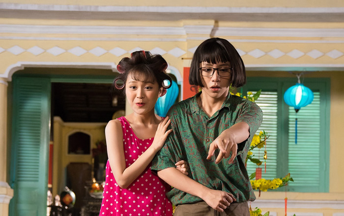 Đố bạn nhận ra Tùng Maru và Han Sara trong tạo hình siêu 'lầy' ngày đầu năm! Ảnh 2