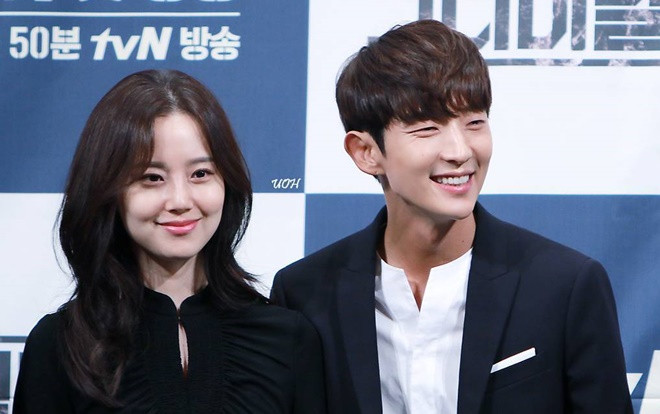 Tái hợp sau 3 năm, Lee Jun Ki - Moon Chae Won xác nhận nên duyên vợ chồng Ảnh 2