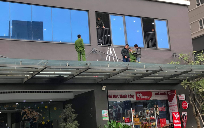 Xác định nguyên nhân bé gái 4 tuổi rơi từ tầng 25 chung cư xuống đất tử vong thương tâm Ảnh 2
