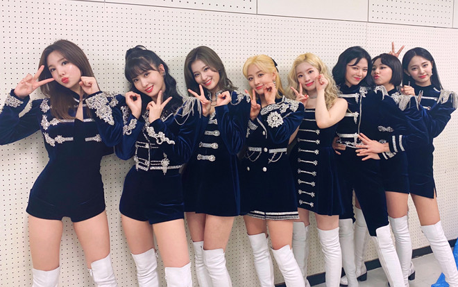 Twice tiết lộ những khía cạnh tích cực mà bản thân muốn duy trì trong năm 2020 Ảnh 2