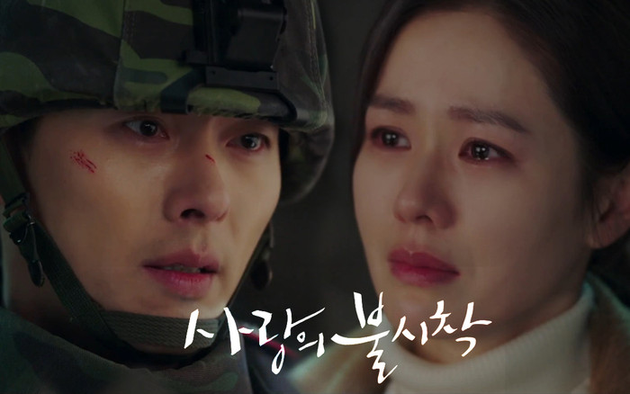 'Hạ cánh nơi anh' tập 9: Son Ye Jin chính thức từ biệt Hyun Bin trở về Hàn, cuộc chia tay đẫm nước mắt Ảnh 2