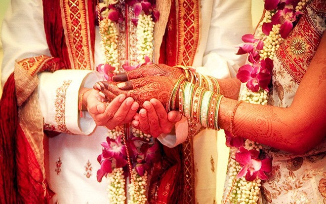 'Chết lặng' trước lễ cưới khi biết tin mẹ cô dâu và bố chủ rể đã bỏ trốn cùng nhau Ảnh 2