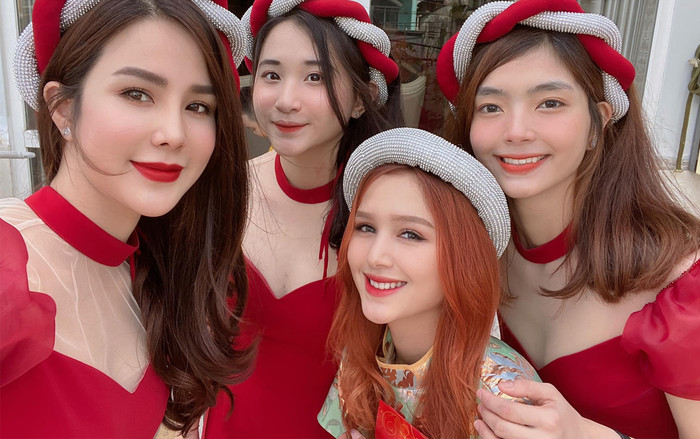 Về nhà chồng sắp cưới chúc Tết, hotgirl Trang Phạm tự tin 'đọ sắc' cùng em họ Diệp Lâm Anh Ảnh 2