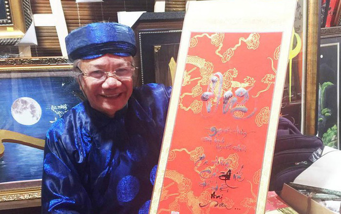 Ông đồ 10 năm viết thư pháp tặng người Sài Gòn Ảnh 2