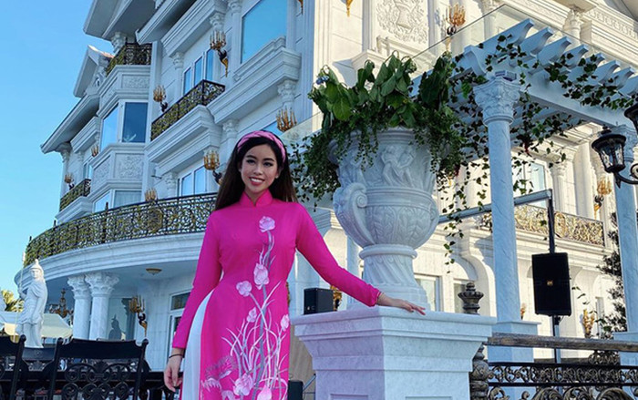 Khoe ảnh Tết, rich kid Tiên Nguyễn để lộ căn biệt thự hoành tráng của gia đình ở TP HCM Ảnh 2