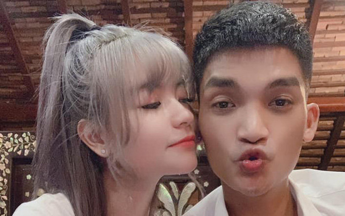 Bình luận qua lại với vợ Duy Mạnh, bạn gái Mạc Văn Khoa tiết lộ thời gian kết hôn? Ảnh 2