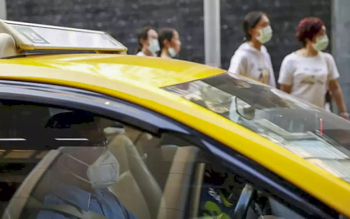 Giữa đại dịch virus corona, người Việt khi di chuyển bằng ô tô và taxi cần lưu ý điều này Ảnh 2