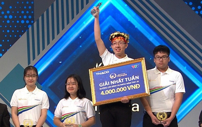 Nam sinh Thái Bình dẫn đầu cả 4 vòng thi, xuất sắc giành vòng nguyệt quế Đường lên đỉnh Olympia Ảnh 2