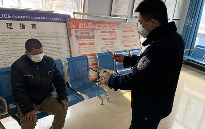 Chuyện ấm lòng giữa dịch corona: Một gia đình tìm được con trai 8 năm thất lạc Ảnh 2