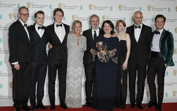 Kết quả BAFTAs 2020: Phim 1917 thắng lớn với 7 cúp, 'Joker' Joaquin Phoenix đoạt giải diễn viên xuất sắc nhất Ảnh 2