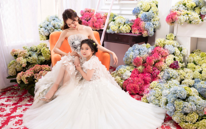 Chán ăn diện sang chảnh, Ninh Dương Lan Ngọc bỗng xinh như tiên nữ với váy bánh bèo Ảnh 2