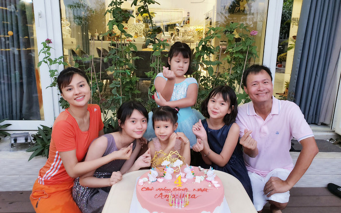 Vũ Thu Phương mặc đồ giản dị tổ chức sinh nhật 4 tuổi cho con gái út Ảnh 2