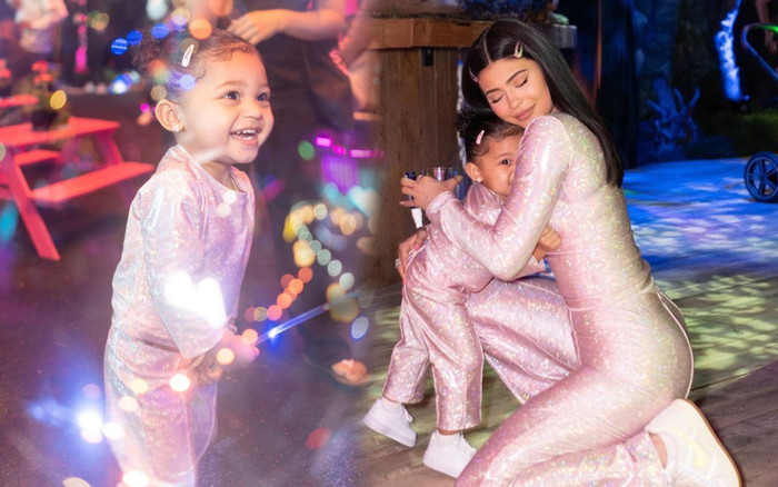 Kylie Jenner dựng công viên trò chơi khổng lồ dành riêng cho sinh nhật lần thứ 2 của con gái Ảnh 2