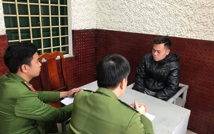 Tranh giành micro hát karaoke ở quán trà chanh, nam thanh niên cầm điếu cày đánh người đàn ông tử vong Ảnh 2