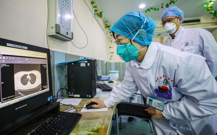 Bác sĩ Trung Quốc cảnh báo nguy cơ lây nhiễm virus corona qua đường tiêu hóa Ảnh 2