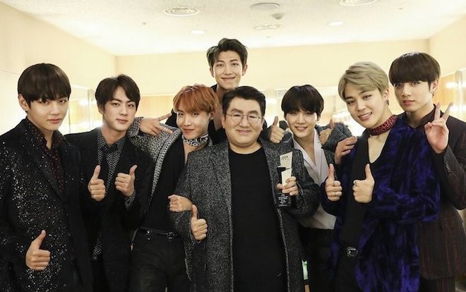 Big Hit tuyên bố trong cuộc họp đầu năm: ra mắt phim về BTS, sẽ có nhiều dịch vụ ưu đãi cho fan Ảnh 2