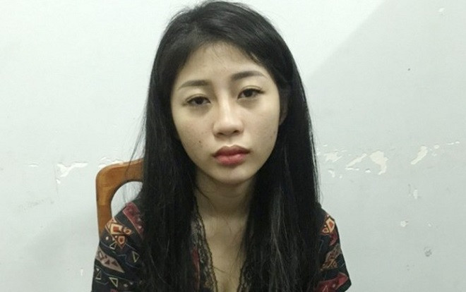 Bắt quả tang 'hotgirl' 18 tuổi ở Quảng Bình đang mua bán ma túy trong đêm Ảnh 2