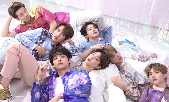 Không phải showcase, BTS 'chơi nổi' với hình thức đặc biệt giới thiệu album 'Map Of The Soul: 7'