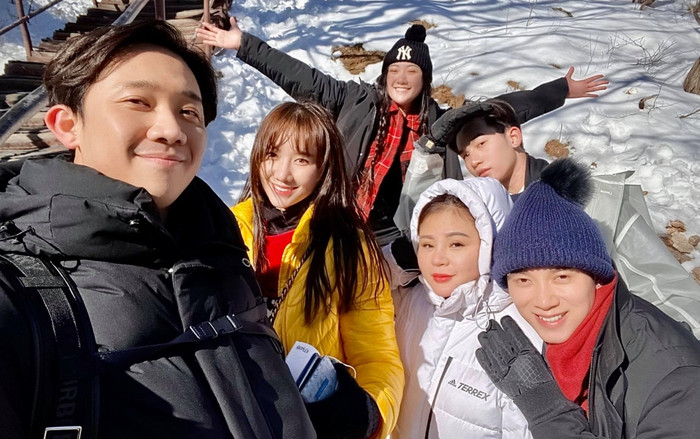 Không còn 'có thù với thể thao', Trấn Thành đánh bại Lê Giang - Trúc Nhân tại Hàn Quốc Ảnh 2