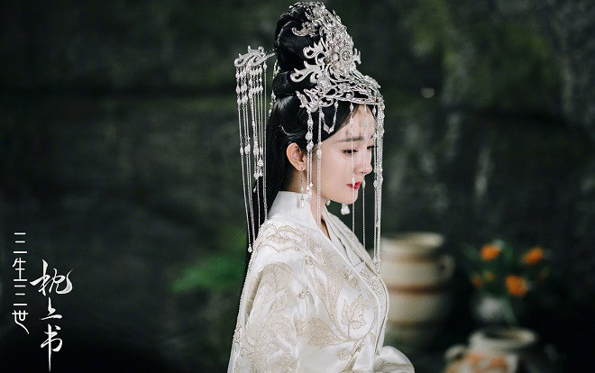 Dương Mịch xuất hiện, lấn át hoàn toàn Địch Lệ Nhiệt Ba trong ‘Chẩm thượng thư’ Ảnh 2