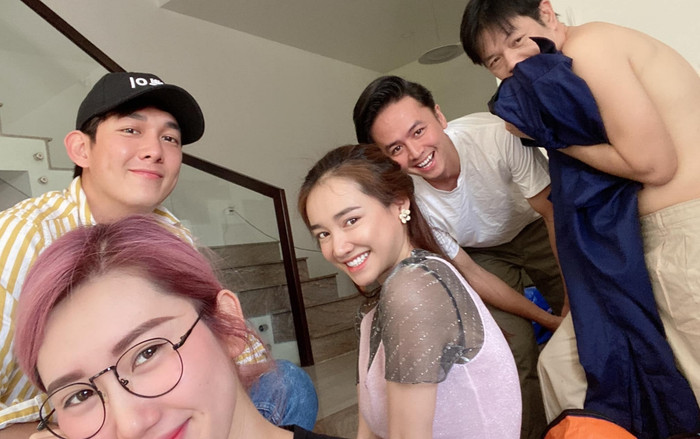 Tụ họp tại nhà Thái Hòa, Nhã Phương đóng cặp cùng Song Luân hậu bỏ lỡ 'Hậu duệ Mặt Trời'? Ảnh 2