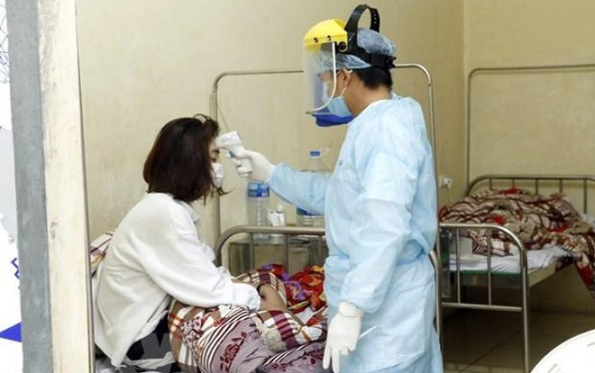 Bộ Y tế lý giải lây nhiễm virus corona qua khí dung, không phải bụi khí Ảnh 2